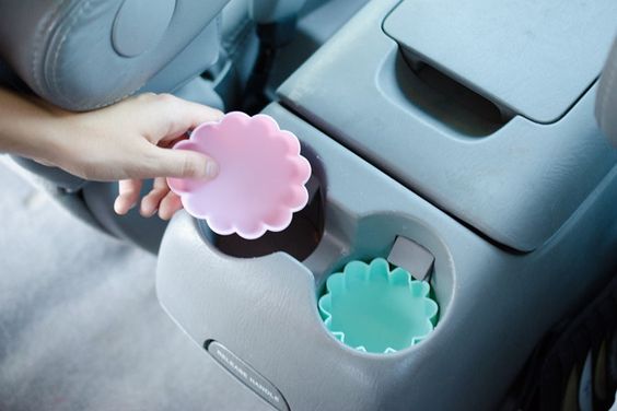 cupcake holders make great cup holder liners for your car