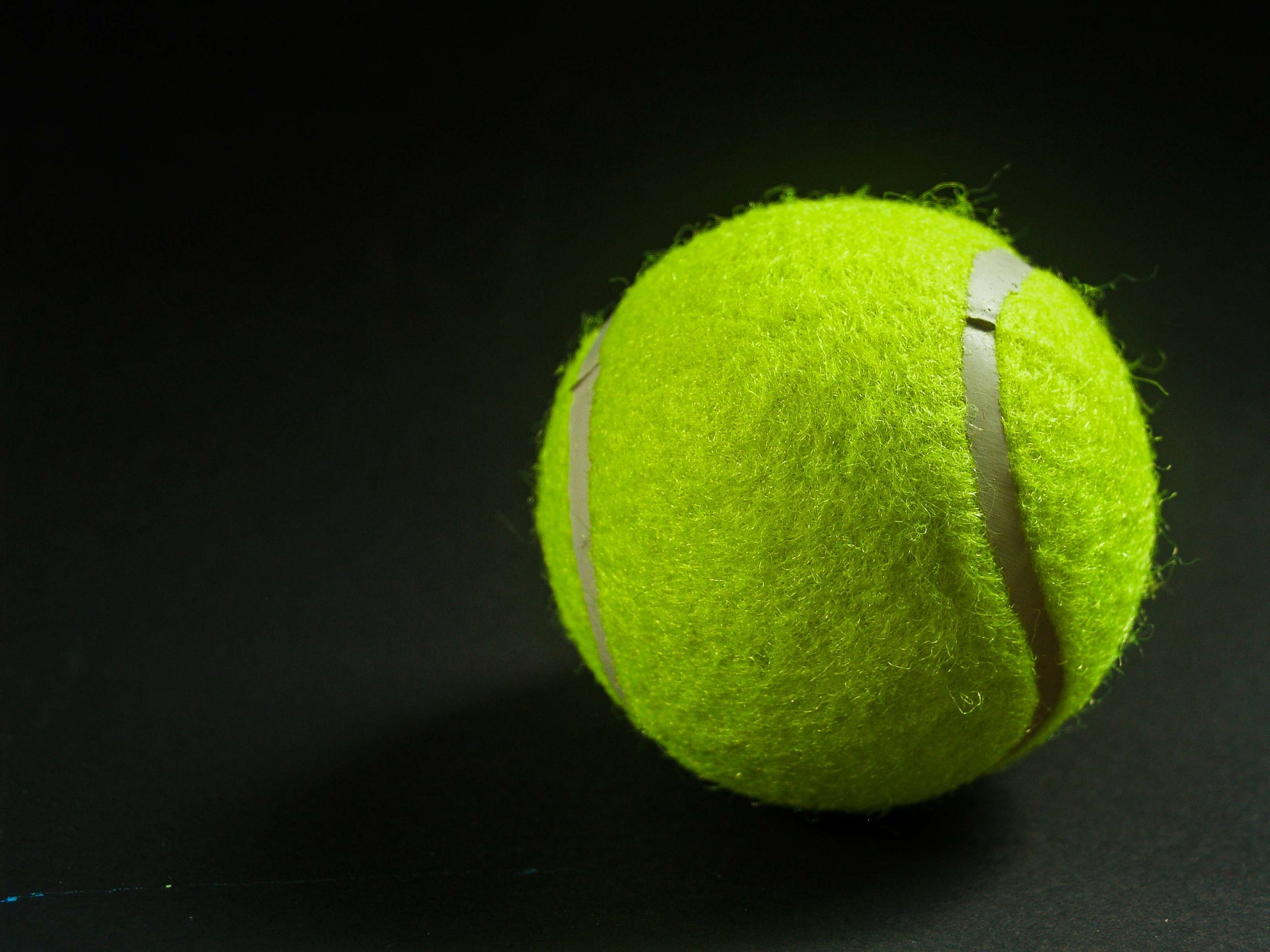 use a tennis ball to help gauge your parking in the garage, handy auto hacks